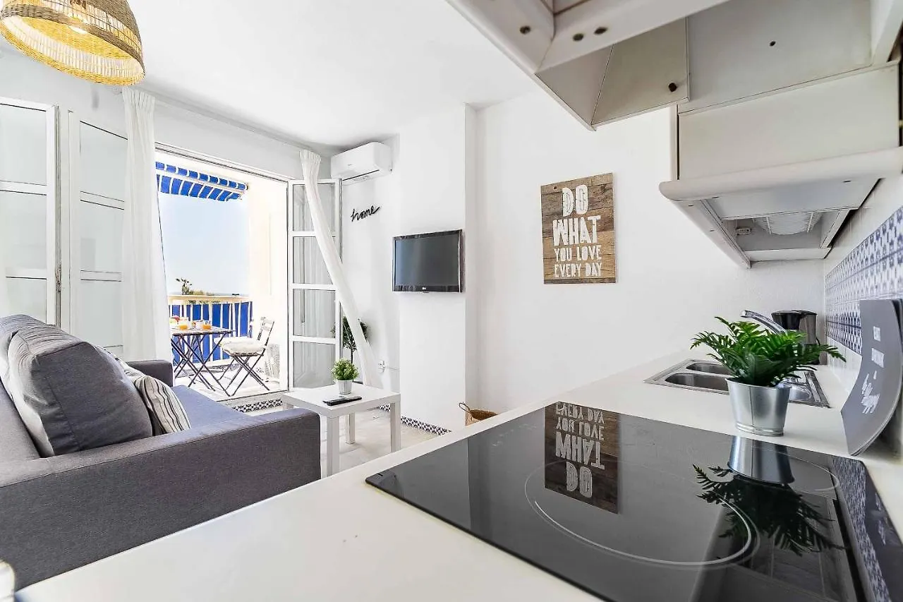 Sur Suites Astigi Vista Mar 0*, Fuengirola